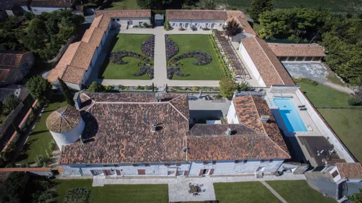 Le Logis de Dompierre, ancienne distillerie rénovée
